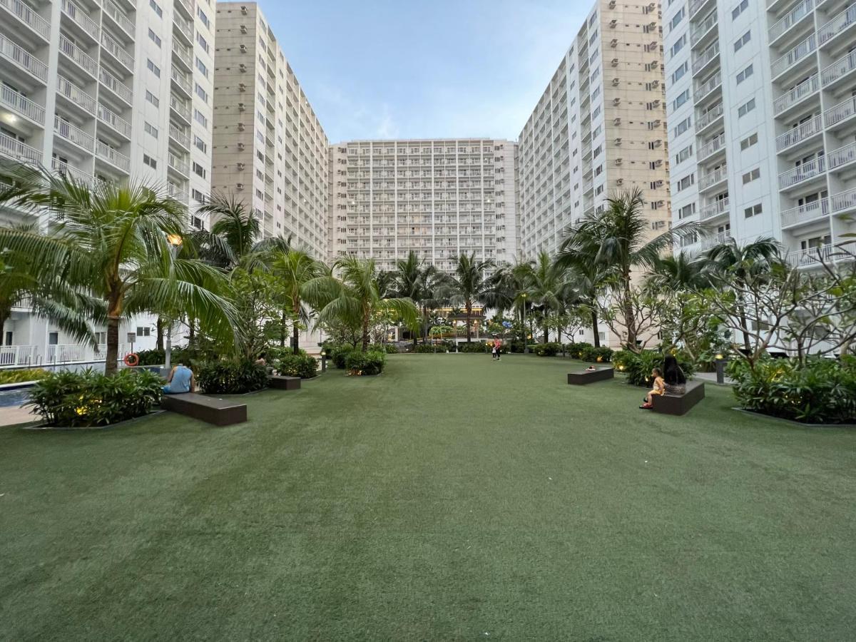 Yam Staycation Shore Residences Manila Exteriér fotografie